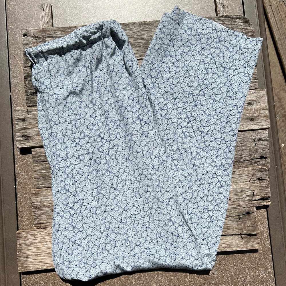 🌻VINTAGE Jones Studio 100% Silk Floral Tapered Pants Size Large